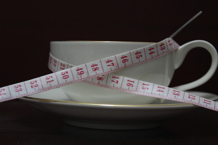 Measure, scale, tape — DC Mommy Makeover: Personalized procedures for natural and lasting results.